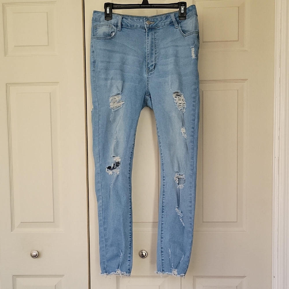Shein SXY Size XL Light Blue Distressed Jeans